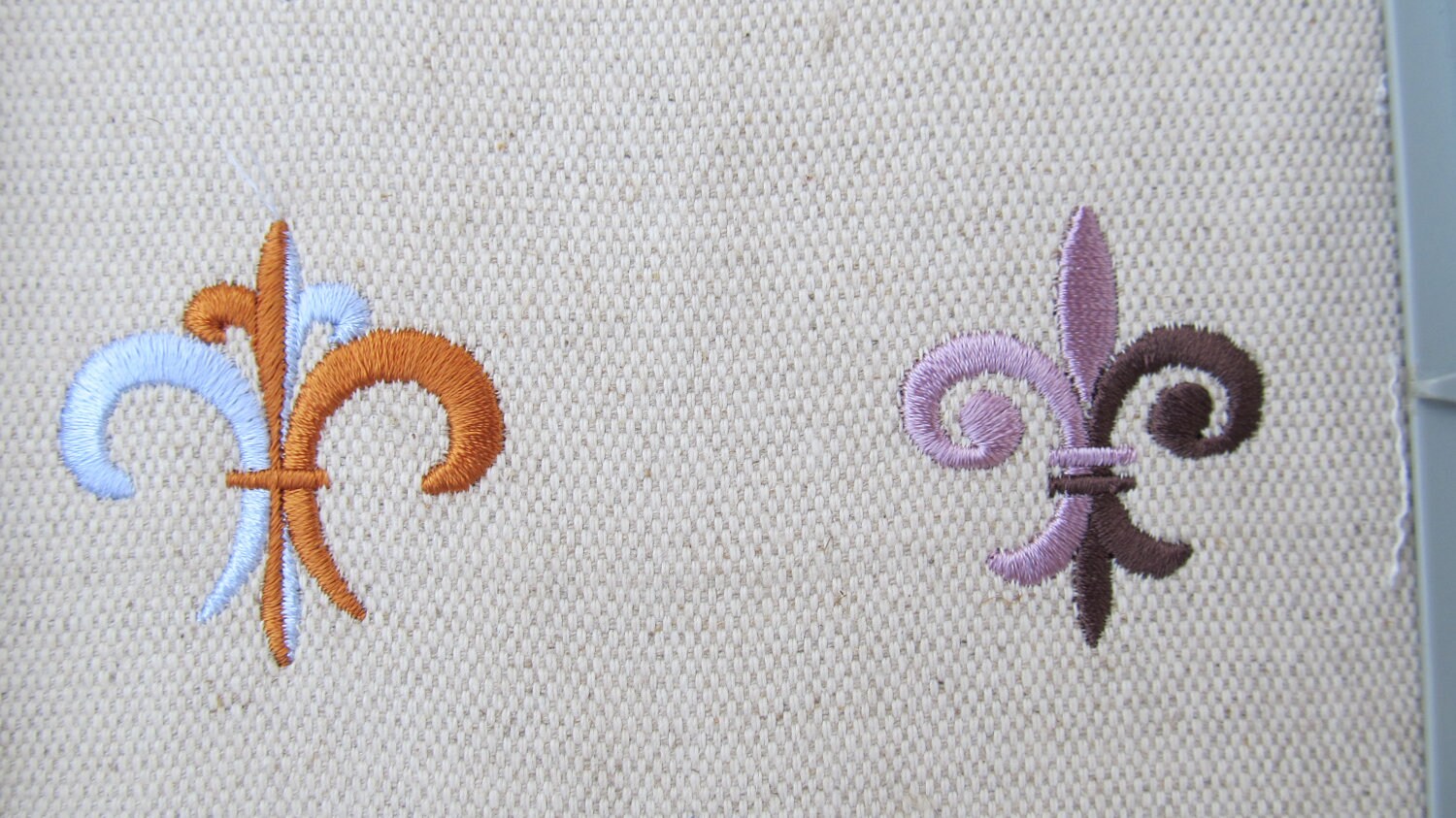 Fleur de Lis  Set of 5 types mini machine embroidery designs