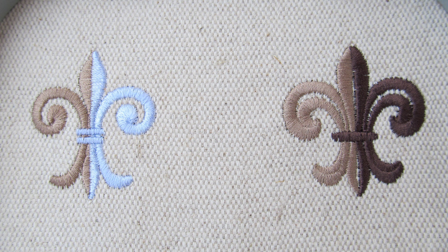 Fleur de Lis  Set of 5 types mini machine embroidery designs