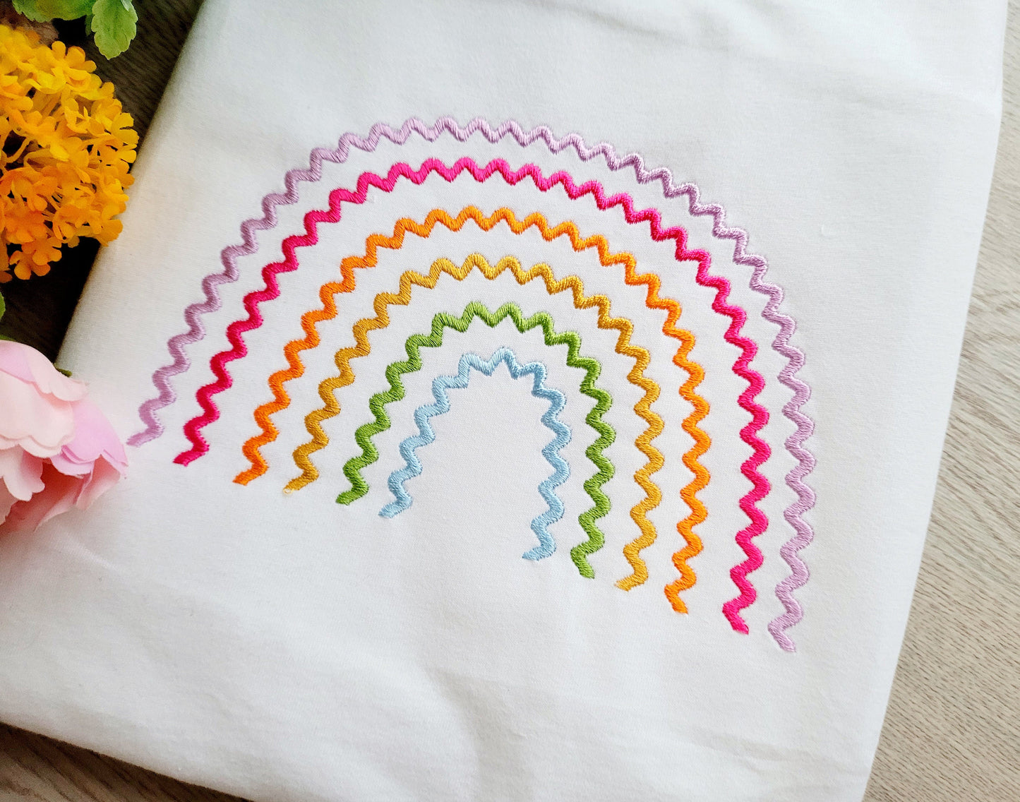 Rainbow Ric Rac design Machine Embroidery 4" 5" 6" 7" | PES DST JEF | Artapli