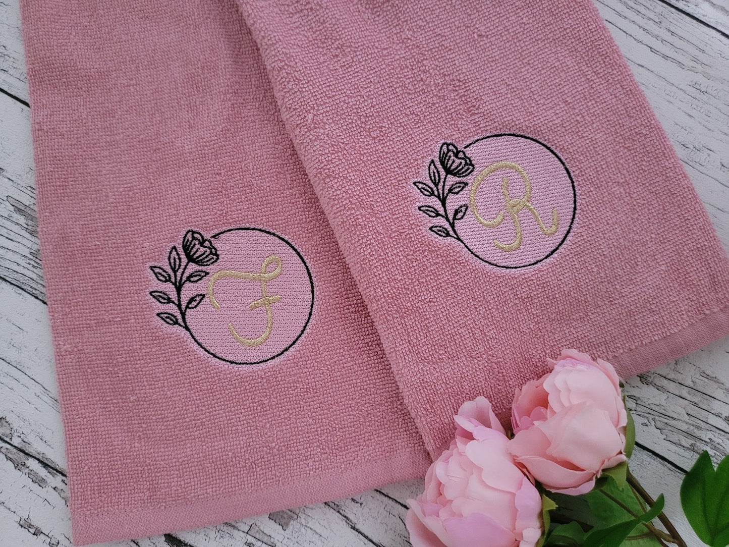 Embossed floral round monograms A-Z – Embroidery Font 3" 3.5" 4" 5" 7" | BX PES DST JEF | Artapli