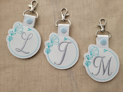 Floral Frame Monogram Keychain ITH – Instant Download | Artapli