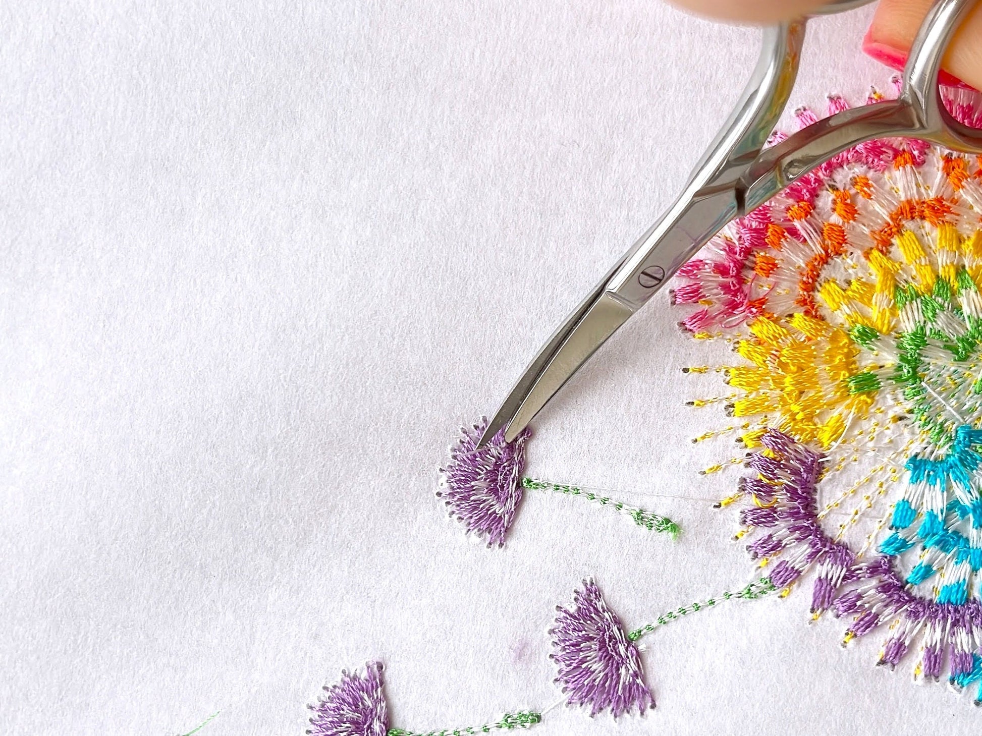 Fringed Dandelion Flower – Floral embroidery design by Artapli