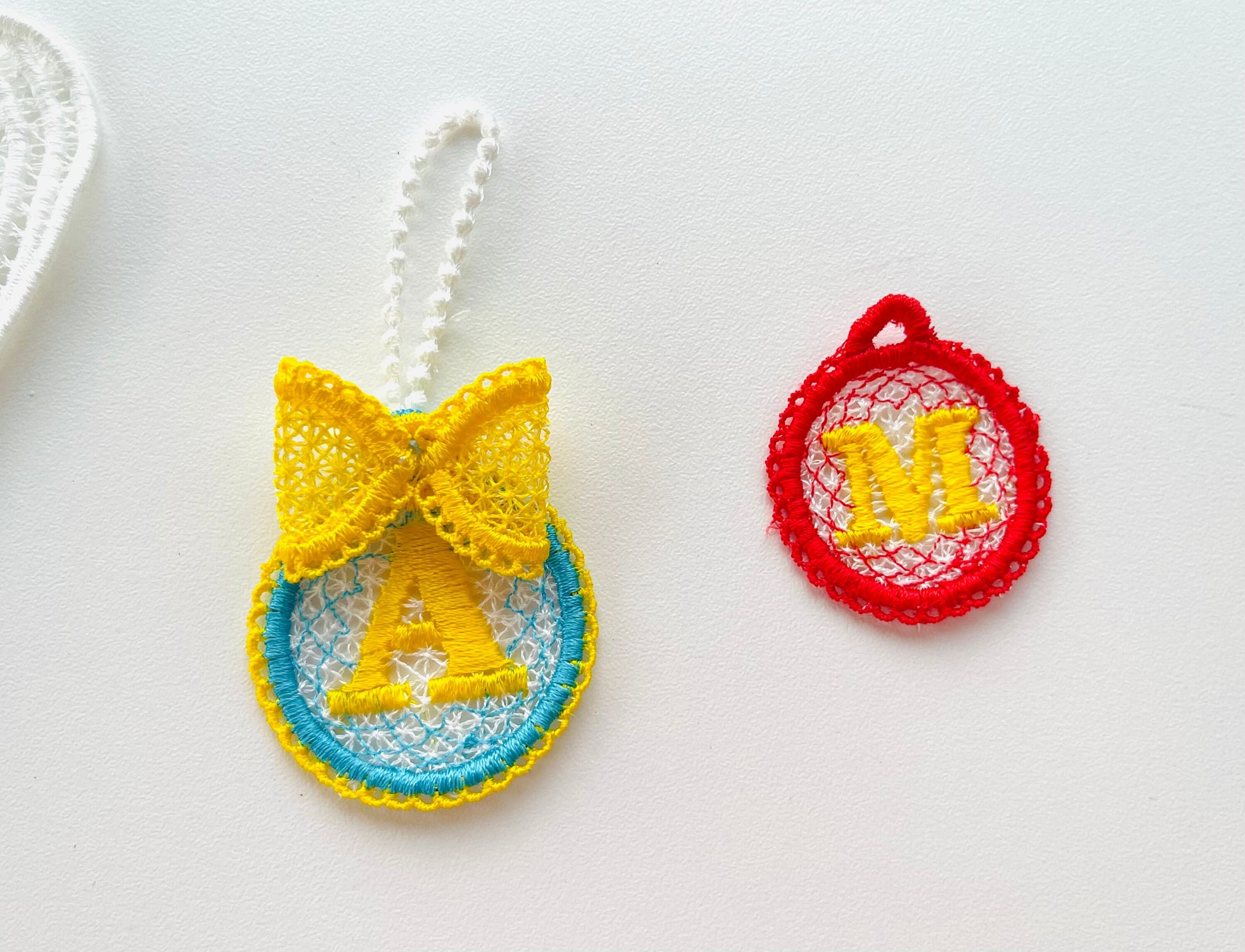 Lace Circle Font Monogram Delicate FSL Freestanding Lace Hanging Monogram Personalized Gift Tag Initial Letters Machine Embroidery Designs