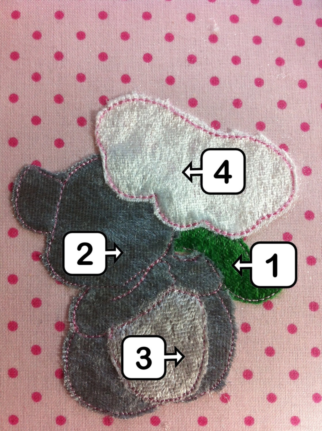 Little Mouse with a flower SET applique designs – Sizes 4" 4.5" 5" 5.5" 6" 7" Digital Embroidery File | Artapli