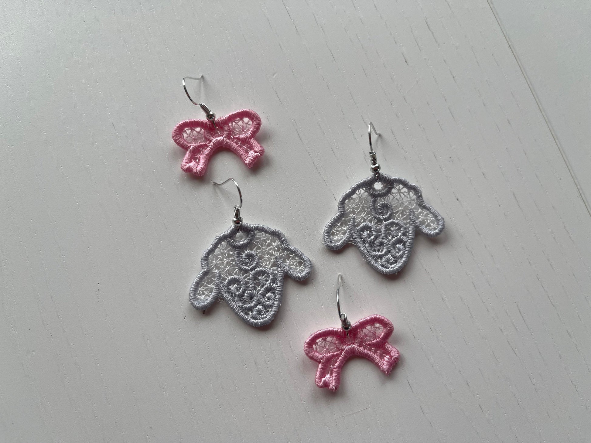 Lamb earrings Sheep face with a Bow lace earrings charm pendant FSL freestanding lace machine embroidery designs kids girl farm animal