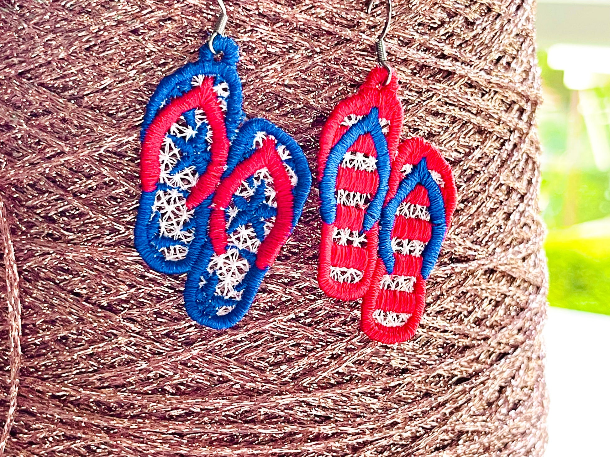 Summer Flip Flops Earrings Charm Pendant FSL Freestanding Lace Machine Embroidery Design