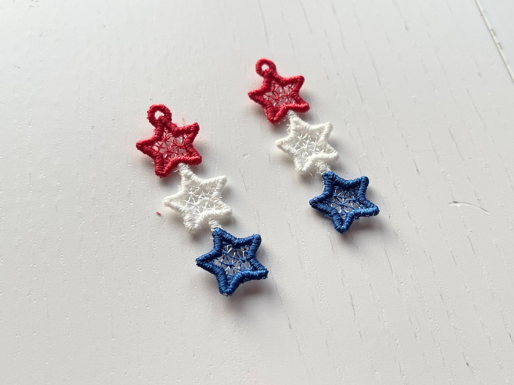 Patriotic Stars dangle earrings ITH in the hoop FSL freestanding lace machine embroidery designs Independence Day girl earrings