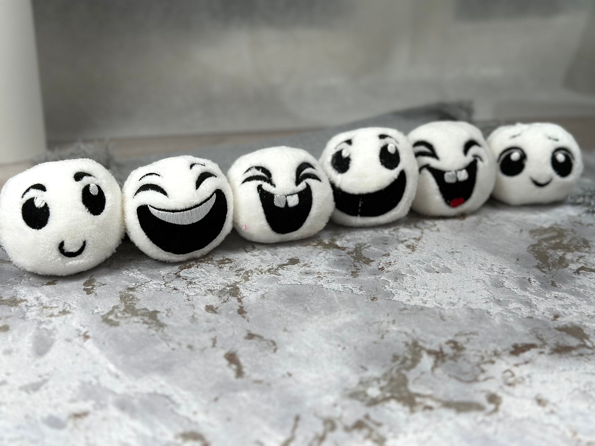 Snowball for playing snow fight 6 types ITH In The Hoop Machine Embroidery designs in one step super simply ITH Christmas kids plushie ball