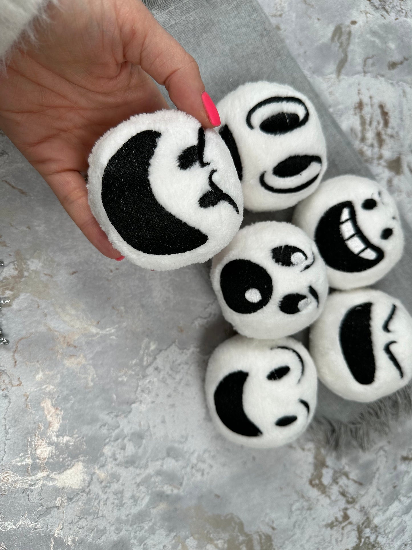 Snowball for playing snow fight SET of 6 ITH in the hoop machine embroidery designs in one step super simply ITH Christmas kids plushie ball