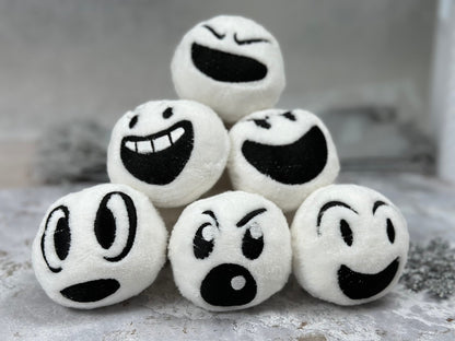 Snowball for playing snow fight SET of 6 ITH in the hoop machine embroidery designs in one step super simply ITH Christmas kids plushie ball