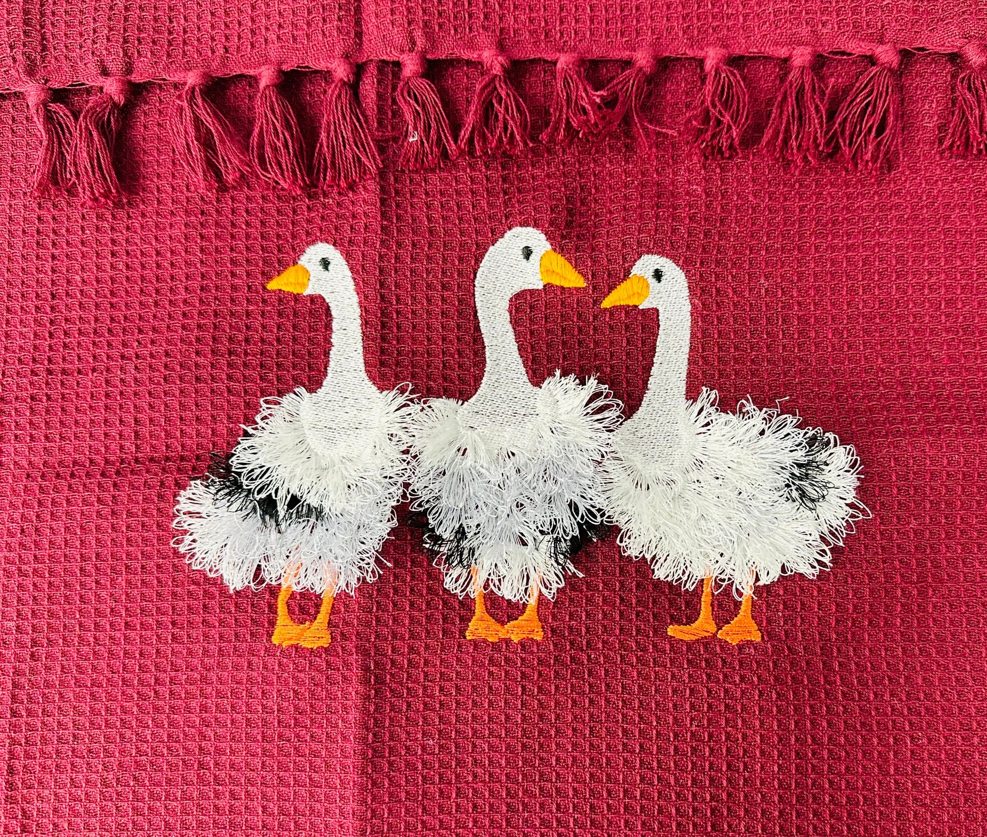 Fringed Fluffy Chenille Goose Trio Farm Bird Animal Machine Embroidery Designs Awesome Duck Bird Fringe