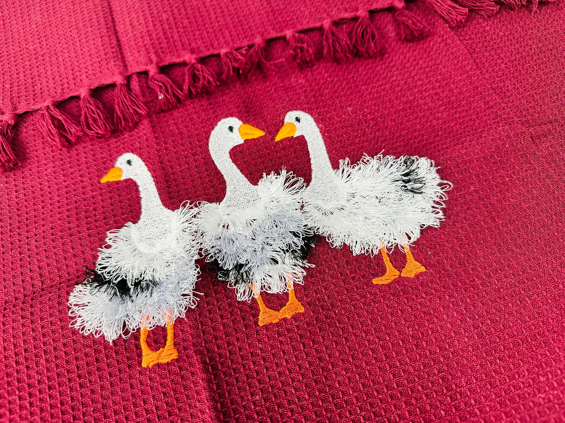 Fringed Fluffy Chenille Goose Trio Farm Bird Animal Machine Embroidery Designs Awesome Duck Bird Fringe