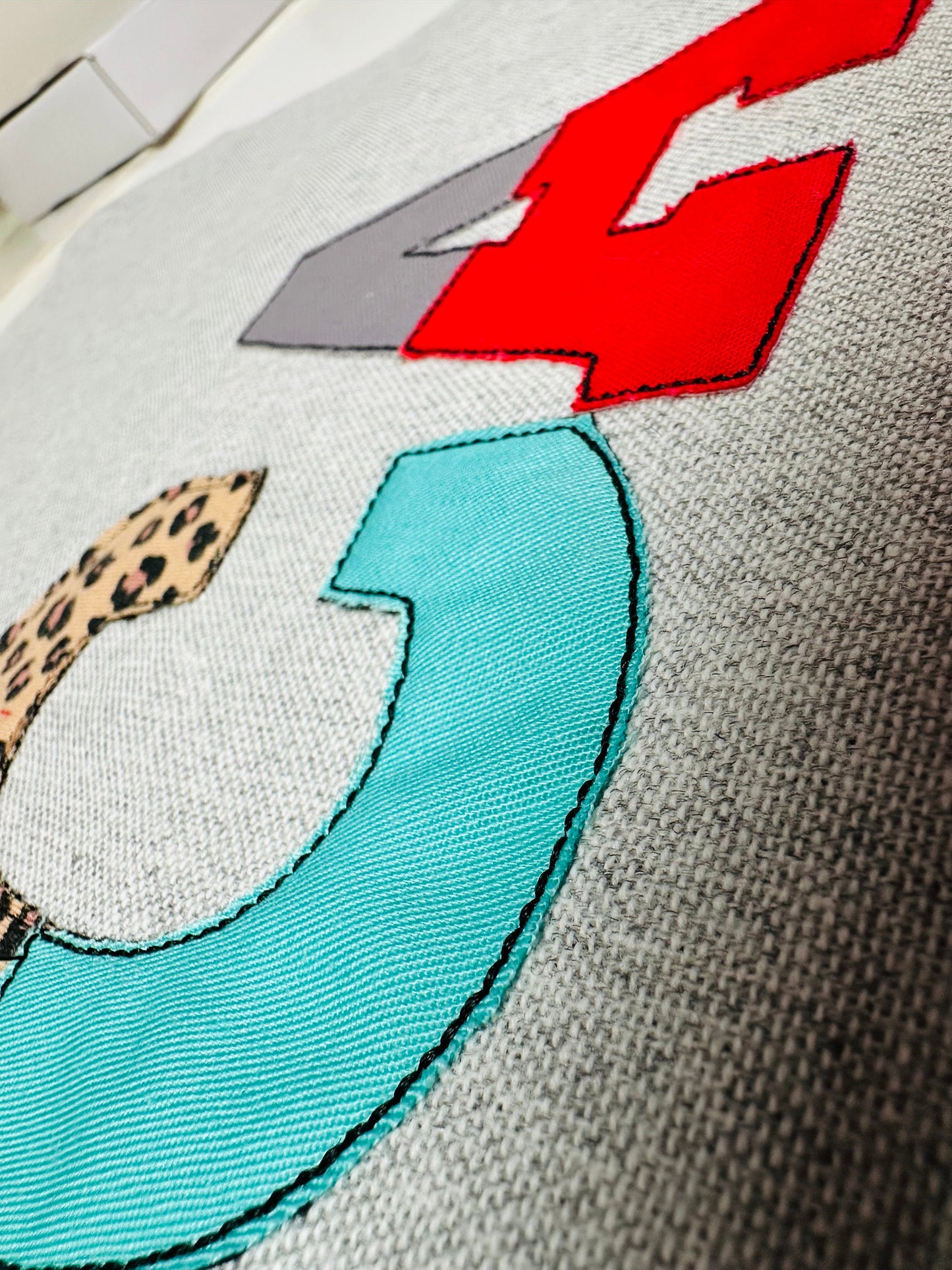 Light applique font Open Edge Raggedy Applique Alphabet bean stitch patchwork machine embroidery designs Split monogram