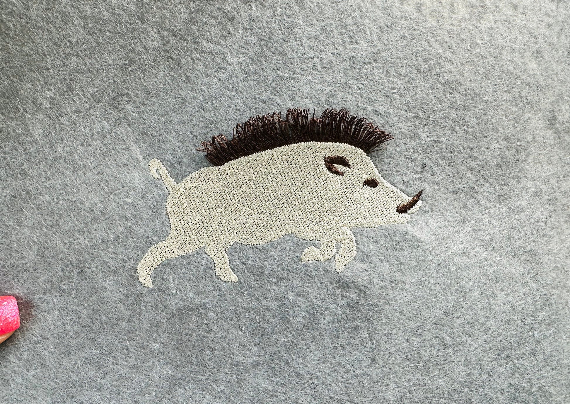 Razorback Wild Hog Boar Pig Fringed Fluffy Chenille Sport Mascot Hunter Machine Embroidery Designs Fringe Fur Wild Pig