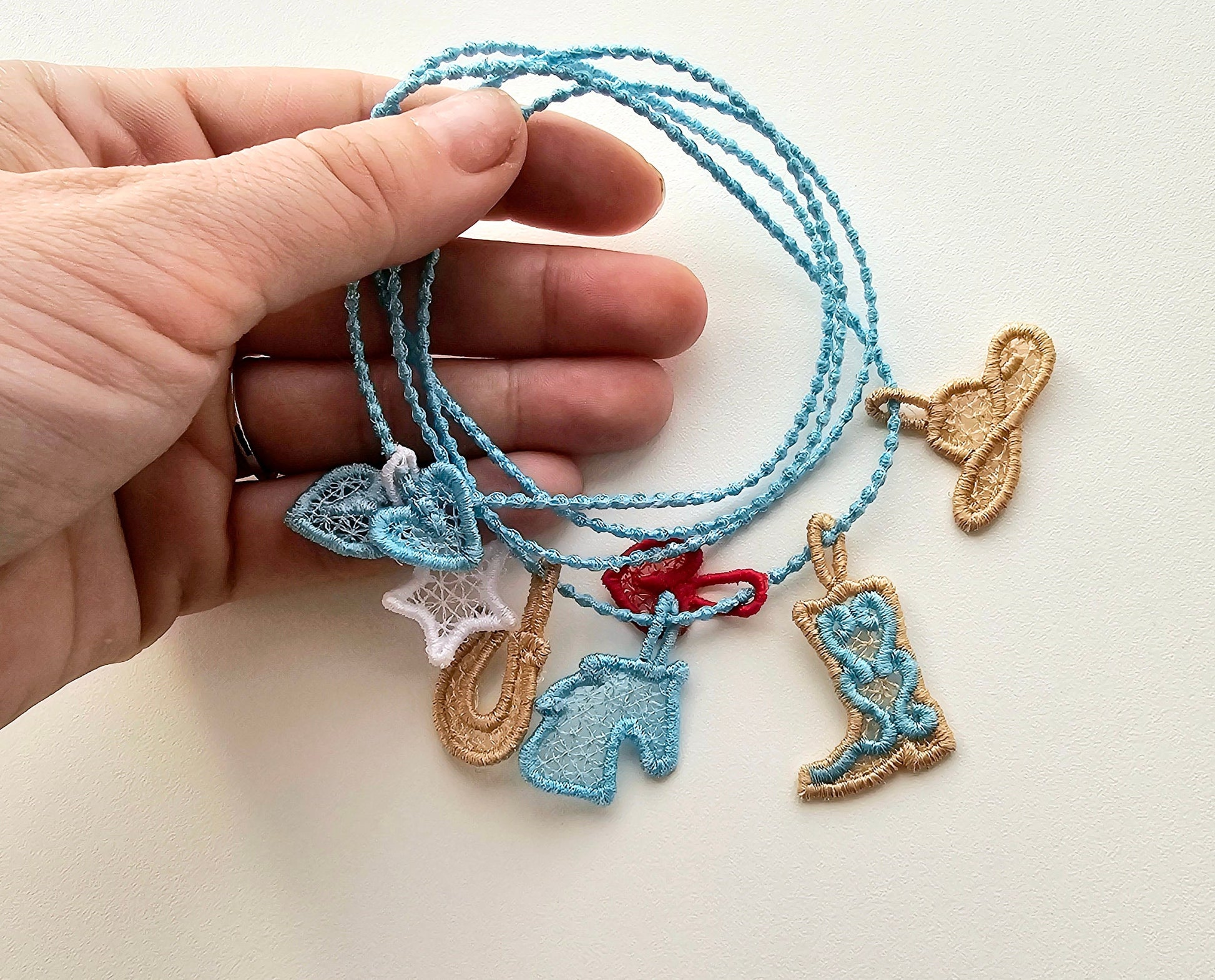 FSL Lace Embroidery Friendship Bracelet Cowboy Boots Hat Horse Horseshoe Western Fans and Rodeo  - Machine Embroidery Designs