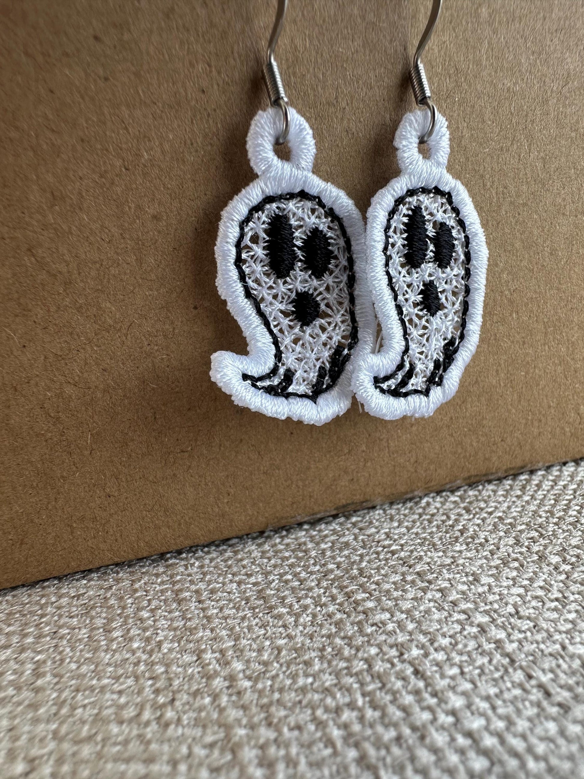 SET of 3 different Spooky Ghosts Halloween Earrings ITH in the hoop FSL freestanding lace machine embroidery designs Ghost girls outfit