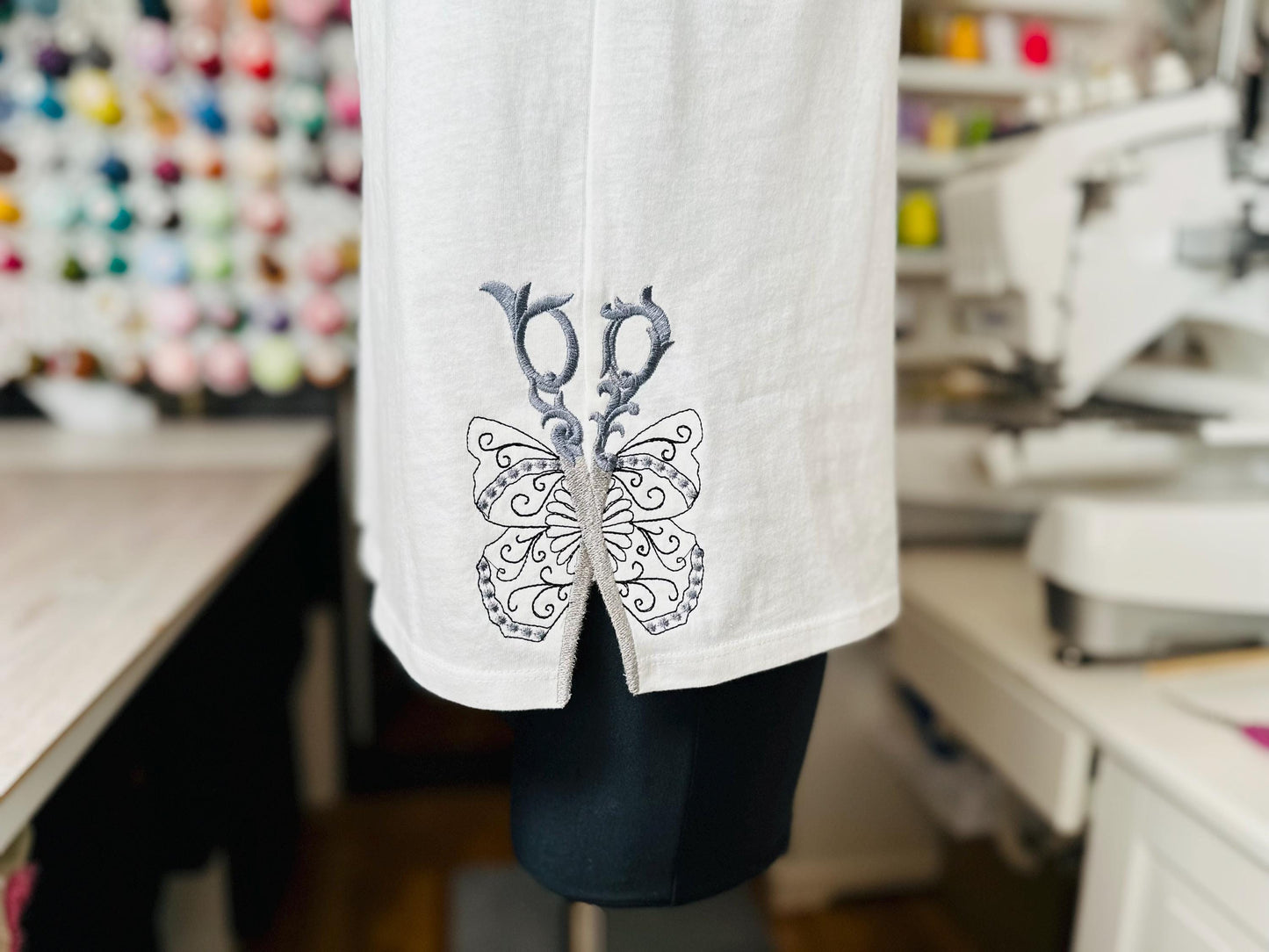 Scissors Stylist Hairdresser Sewist Split Seam Side Bow Butterfly Wings Machine Embroidery Designs for T-Shirts and Sweatshirts Perfect Gift