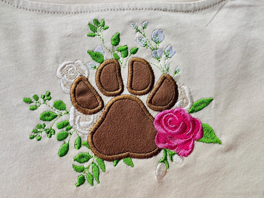 Floral Puppy Paw Applique Rose bouquet garden flower pet Dog Paw machine embroidery designs assorted sizes 4, 5, 6 inches for hoop 4x4, 5x7