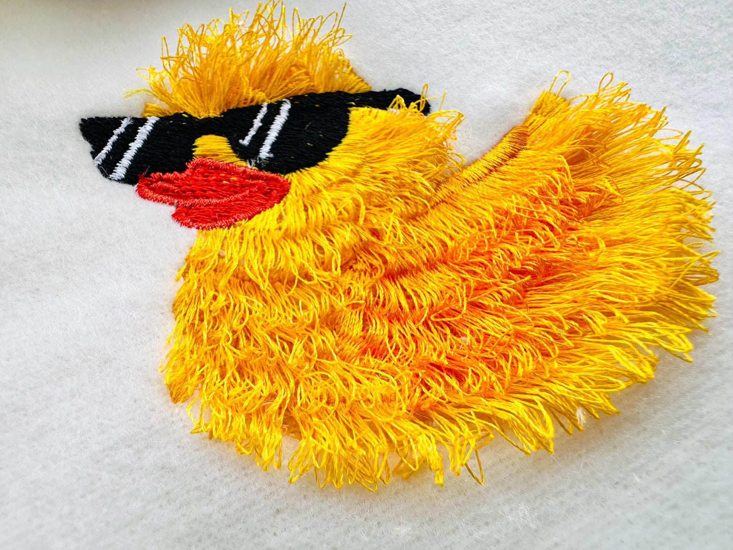 Fringed Rubber Duck Summer Sunglasses Awesome Fluffy Toy Kids Baby Fur Chenille Machine Embroidery Designs Mini Sizes
