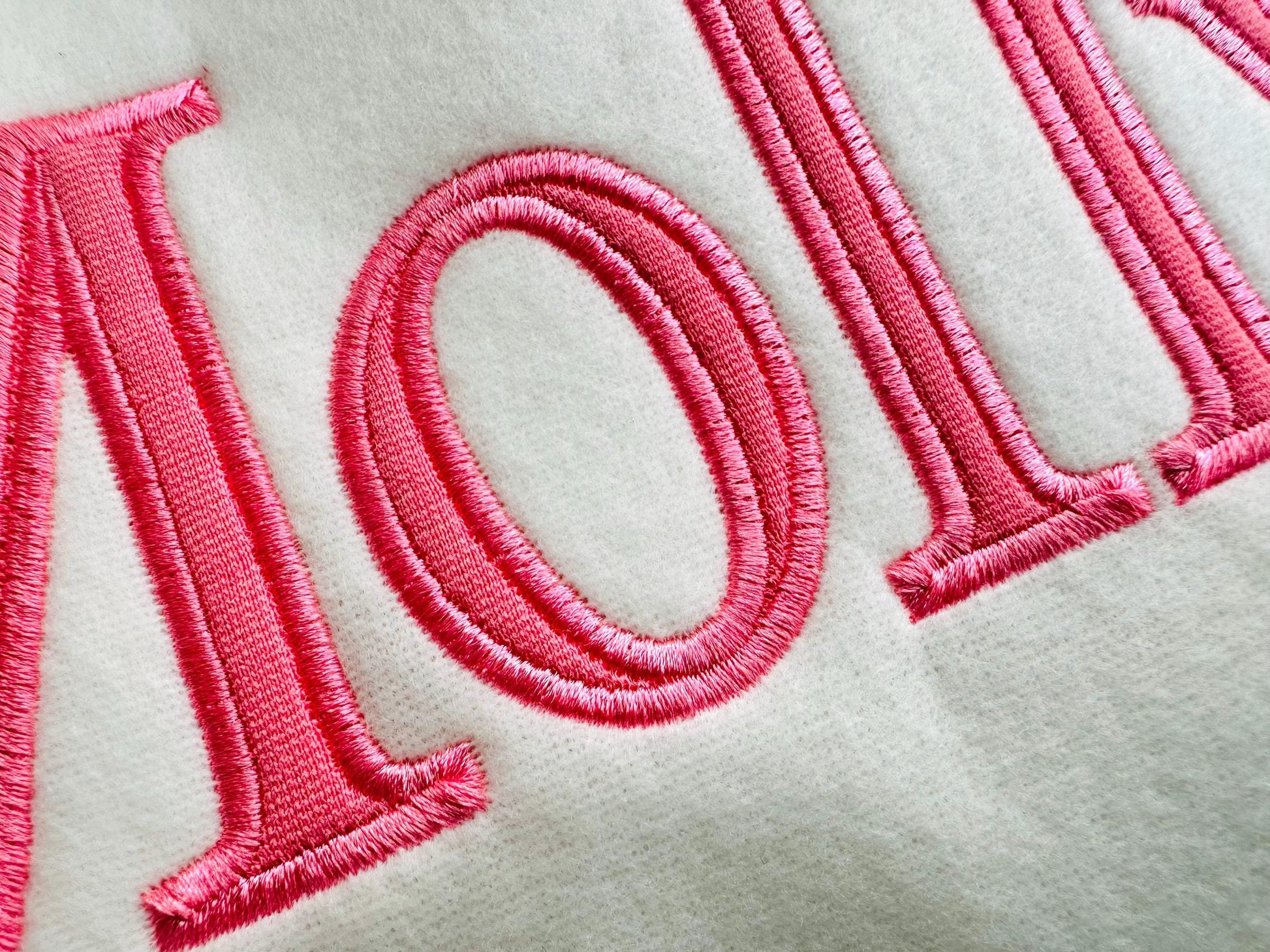 Monogram Applique Font bold alphabet new Roman style machine embroidery designs letters and numbers many sizes