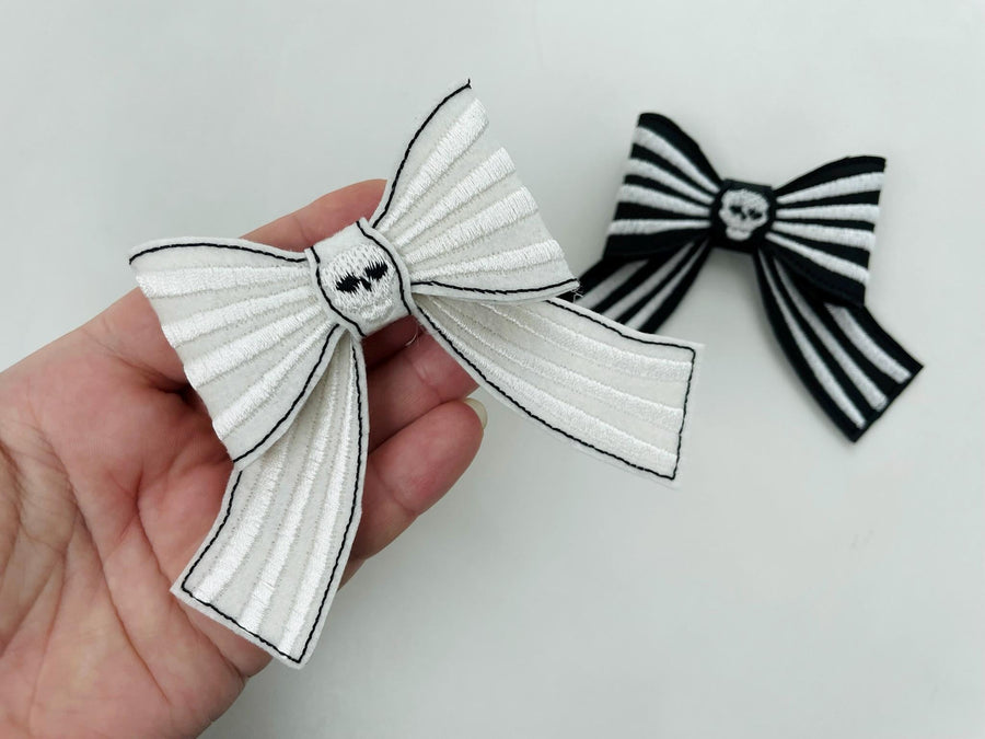 Halloween spooky Skull Bow 3D dimensional machine embroidery designs felt feltie design simply in the hoop ITH project kids hairpin brooch - image 1