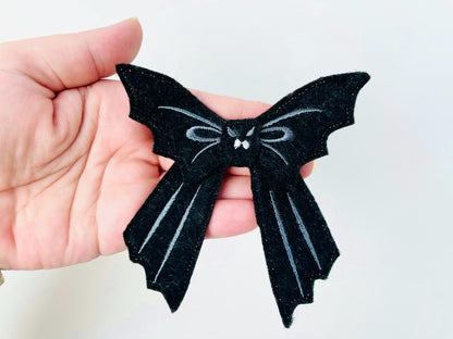 Halloween spooky Bat Bow 3D dimensional machine embroidery designs felt feltie design simply in the hoop ITH project kids hairpin brooch - image 1
