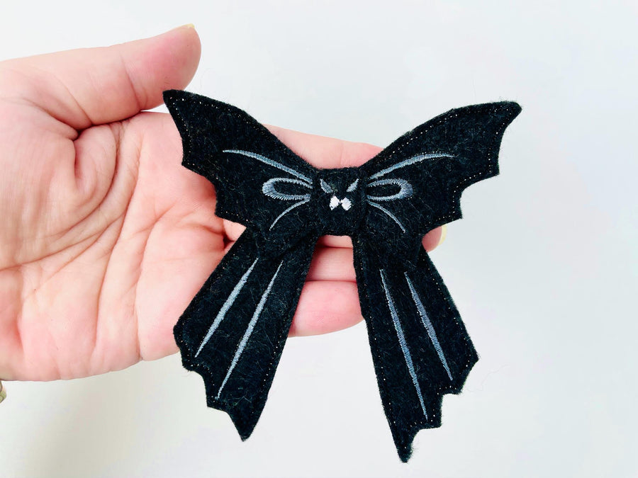 Halloween spooky Bat Bow 3D dimensional machine embroidery designs felt feltie design simply in the hoop ITH project kids hairpin brooch - image 1