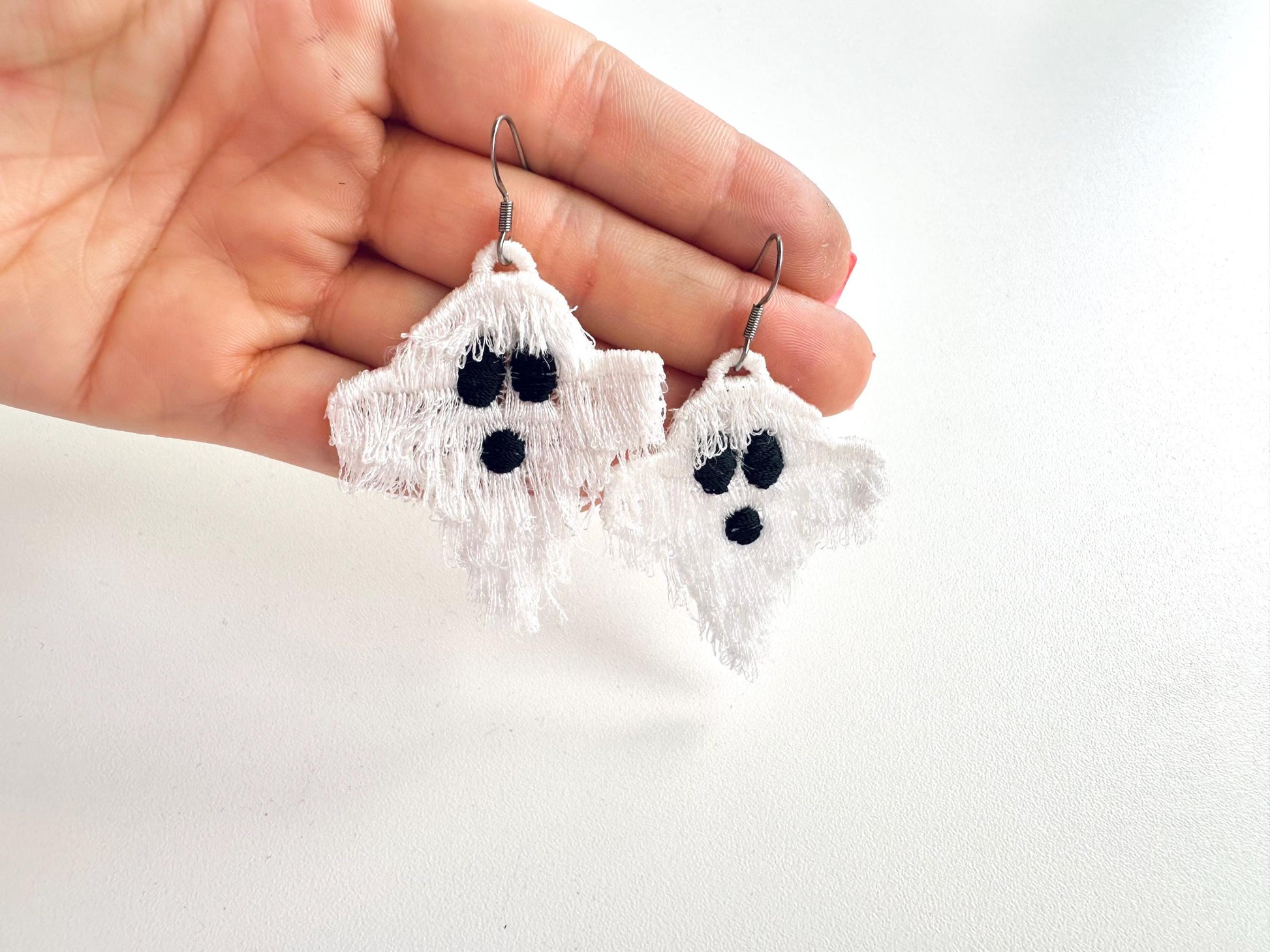 Halloween Spooky Ghost Fringed Fluffy Ghost Girls Pretty Earrings Charm in the Hoop FSL Freestanding Lace Machine Embroidery Designs ITH - Etsy