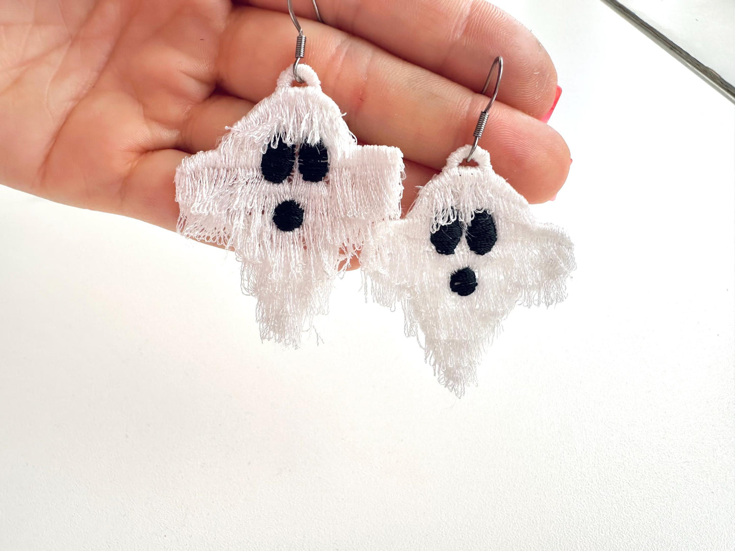 Halloween Spooky Ghost Fringed Fluffy Ghost Girls Pretty Earrings Charm in the Hoop FSL Freestanding Lace Machine Embroidery Designs ITH - Etsy