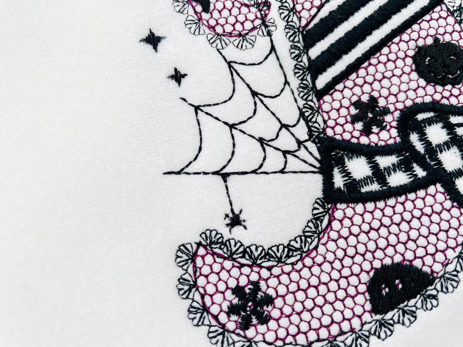 Halloween Witch Hat with lace effect machine embroidery designs many sizes 4 up to 8 inch awesome bow spiderweb bat patterned design