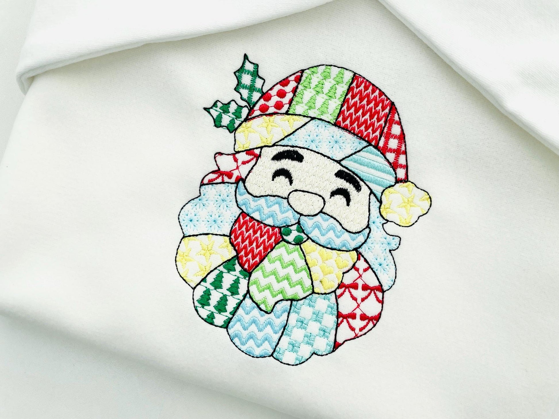 Patchwork Santa Christmas patterned Santa outline machine embroidery designs many sizes 4 up to 8 inch awesome folk Christmas farm design