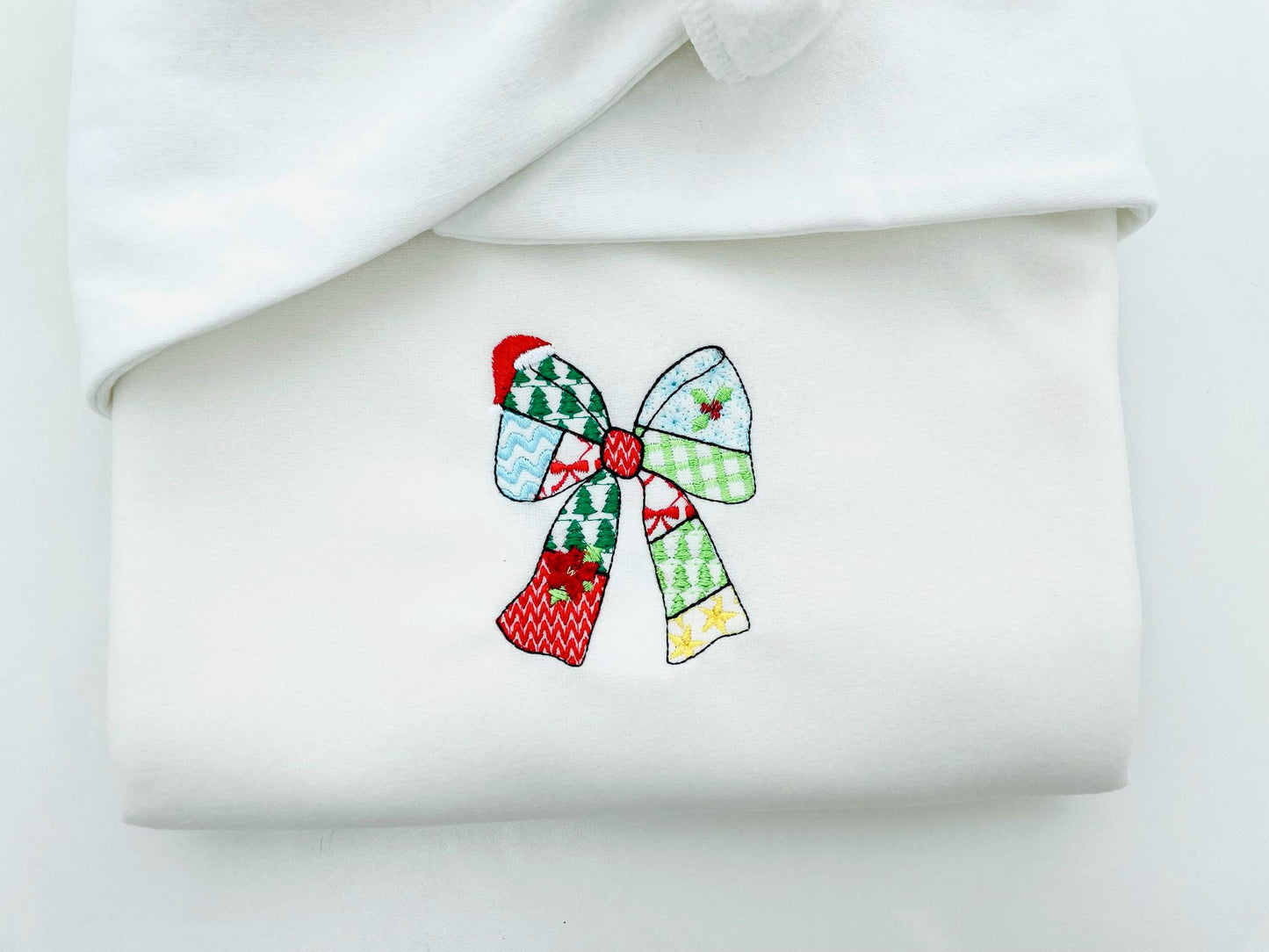 Patchwork Christmas Bow patterned silhouette outline Ribbon Santa hat kids baby girls machine embroidery designs many sizes 4 up to 8 inches