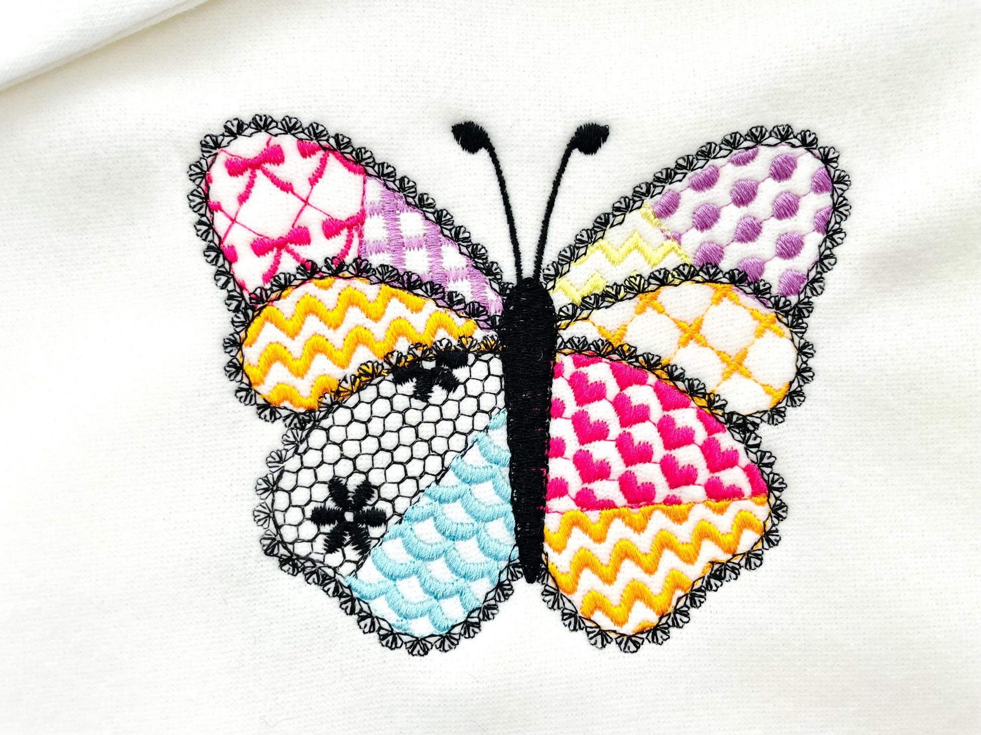 Awesome Patchwork Butterfly Emily with lace edge Wings girly girls outfit sweet home patterned machine embroidery designs sizes 3 up to 7 in