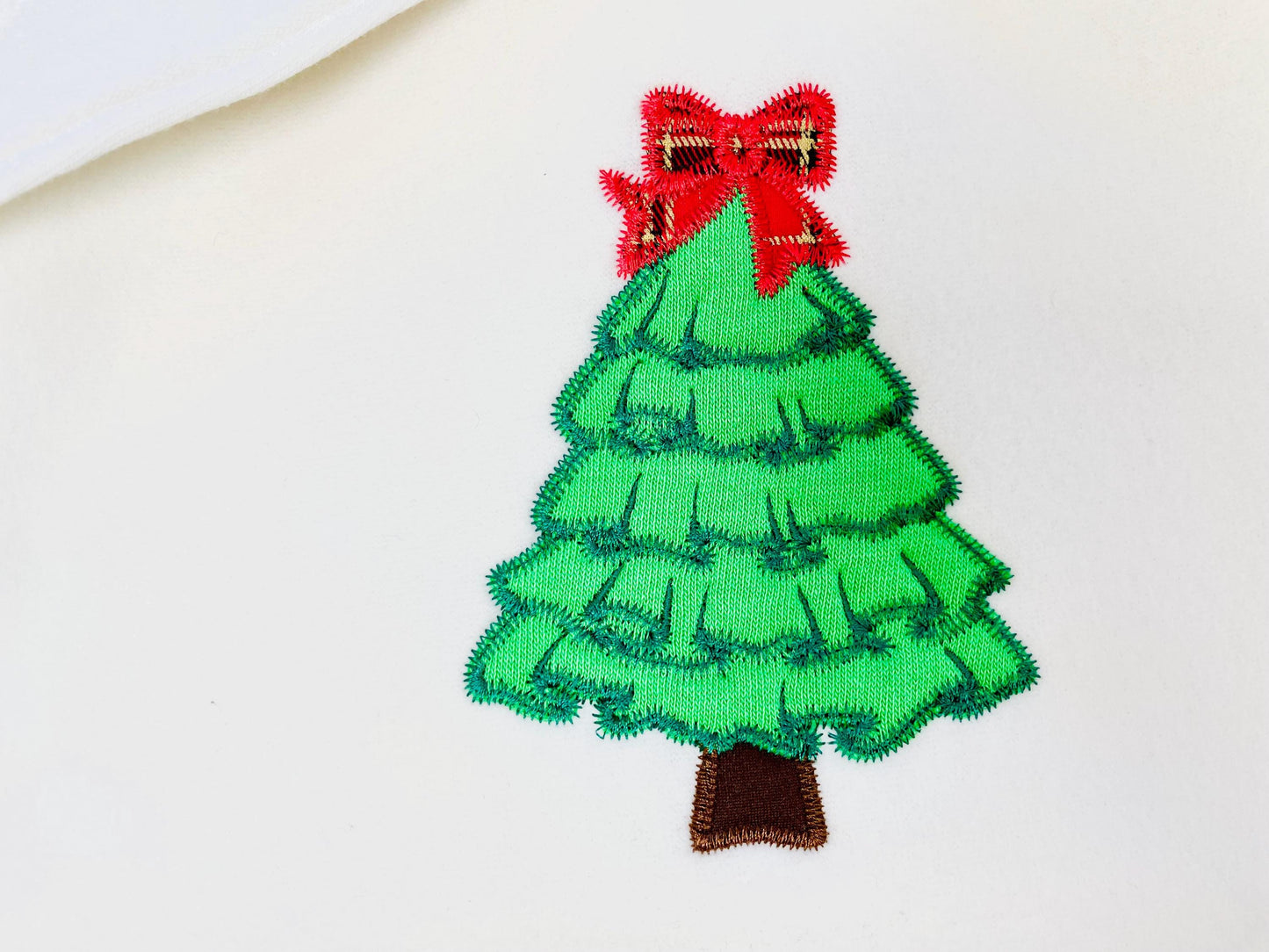 Light Stitch Ruffle Christmas Tree with Bow Applique machine embroidery designs sizes 4 up to 7 inch Festive Pine Tree sweet home design