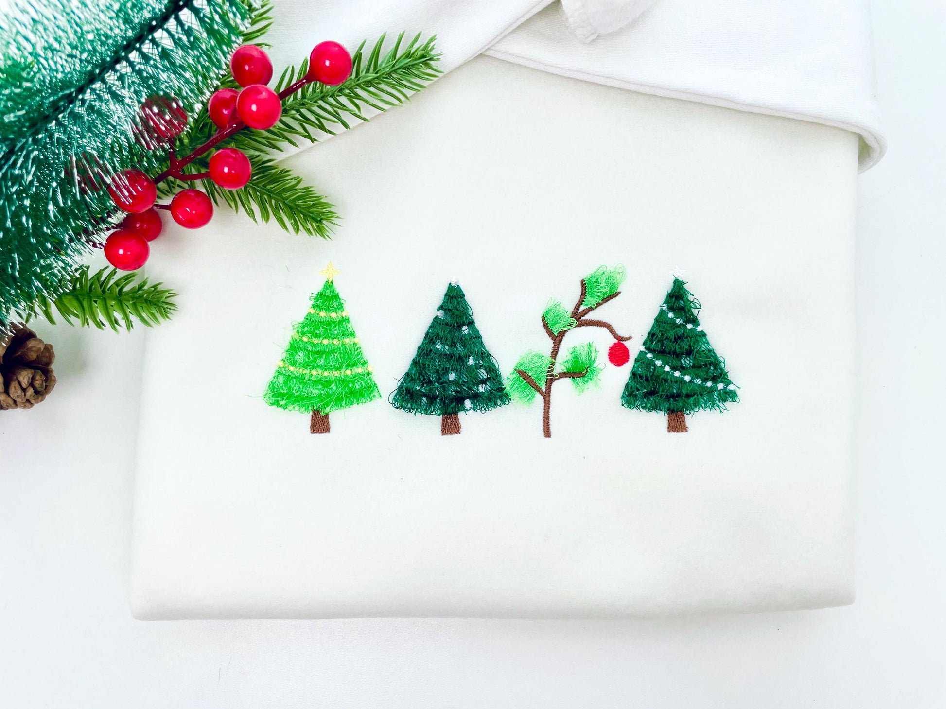 Fringed Fluffy Christmas Tree Four in Row Pine Forest Fringe Fur Chenille Machine Embroidery Designs