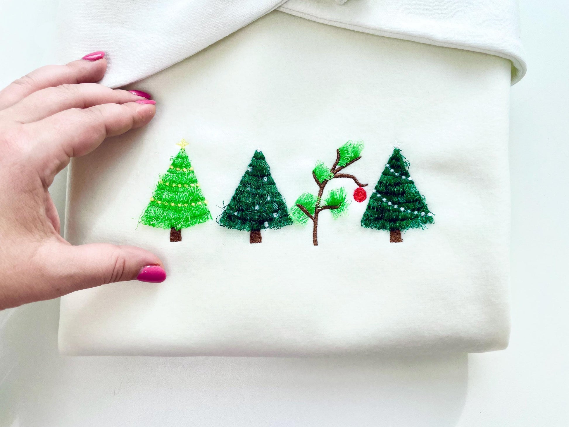 Fringed Fluffy Christmas Tree Four in Row Pine Forest Fringe Fur Chenille Machine Embroidery Designs
