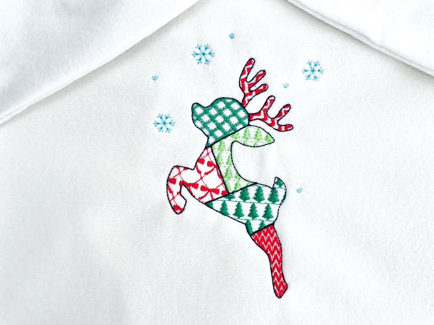 Patchwork Deer Tinsel Christmas theme cute Reindeer patterned silhouette outline kids baby machine embroidery designs sizes 4 up to 8 inches