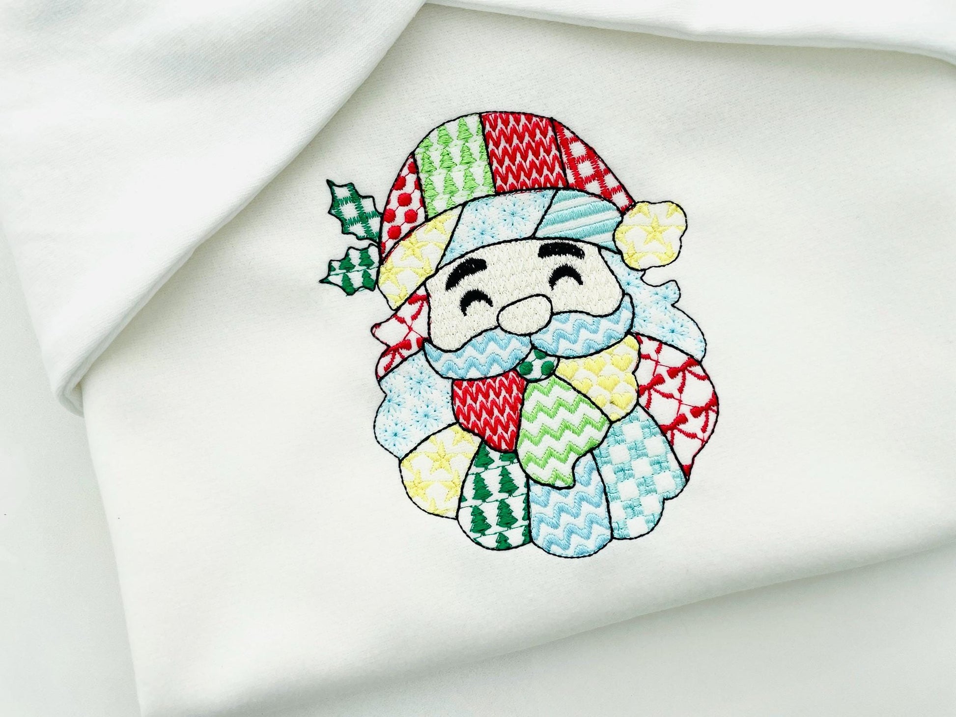 Patchwork Santa Christmas patterned Santa outline machine embroidery designs many sizes 4 up to 8 inch awesome folk Christmas farm design