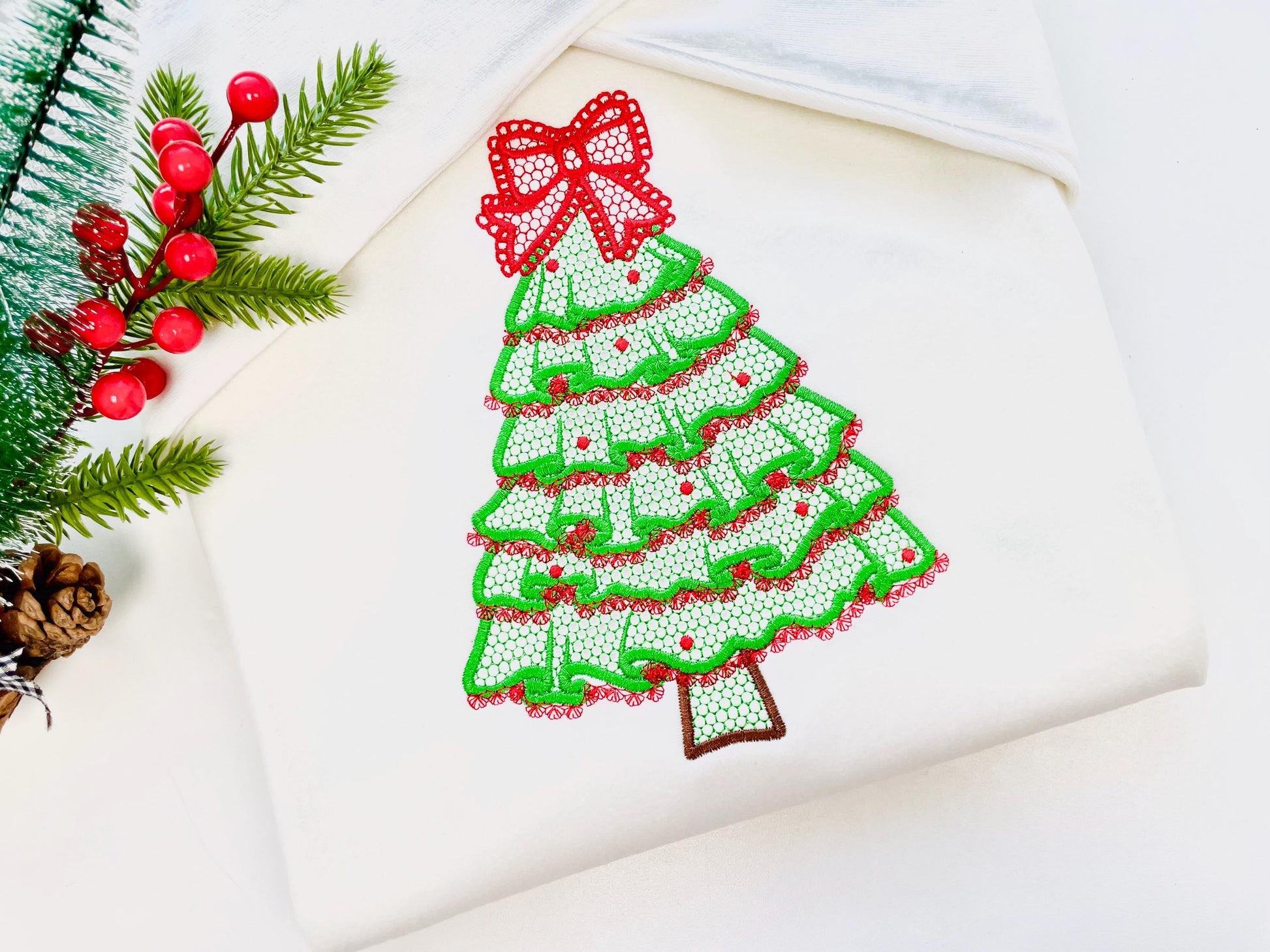 Festive Christmas Tree with Bow awesome Lace Effect and Ruffle machine embroidery designs for hoop 5x7 6x10 8x8 sweet home decoration