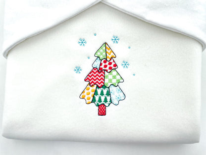 Patchwork Christmas Tree falling Snowflake folk patterned silhouette outline machine embroidery designs many sizes 4 up to 8 inches