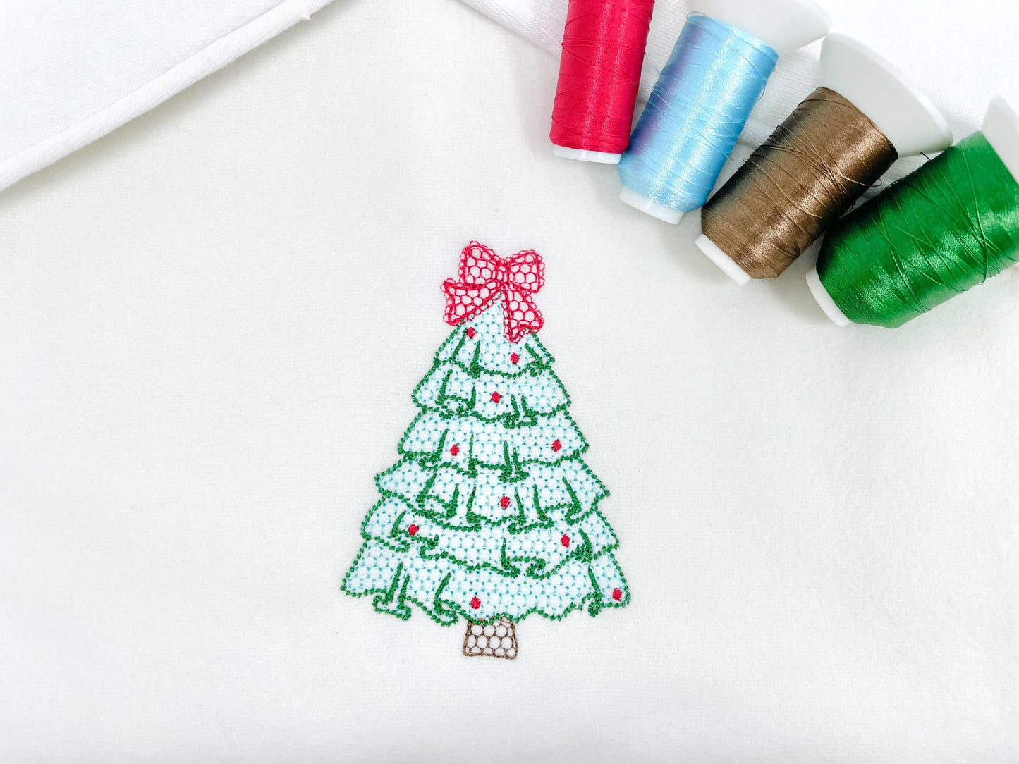 MINI Festive Christmas Tree with Bow awesome Lace Effect and Ruffle machine embroidery designs for hoop 4a4 and 5x7 sweet home decoration