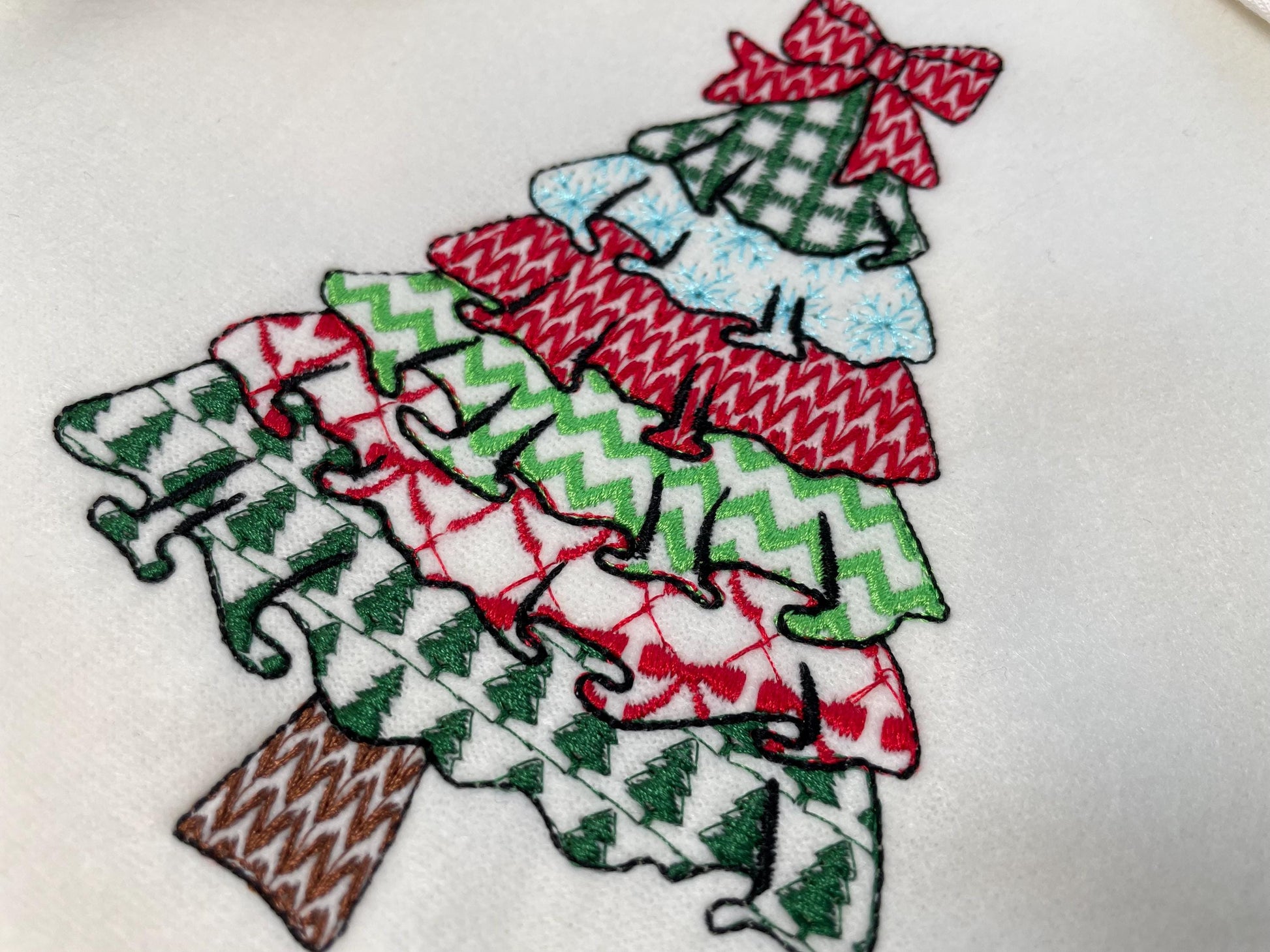 Patchwork Christmas Tree with Bow and Ruffle patterned Pine outline machine embroidery designs many sizes 4 up to 10 inch folk farm design