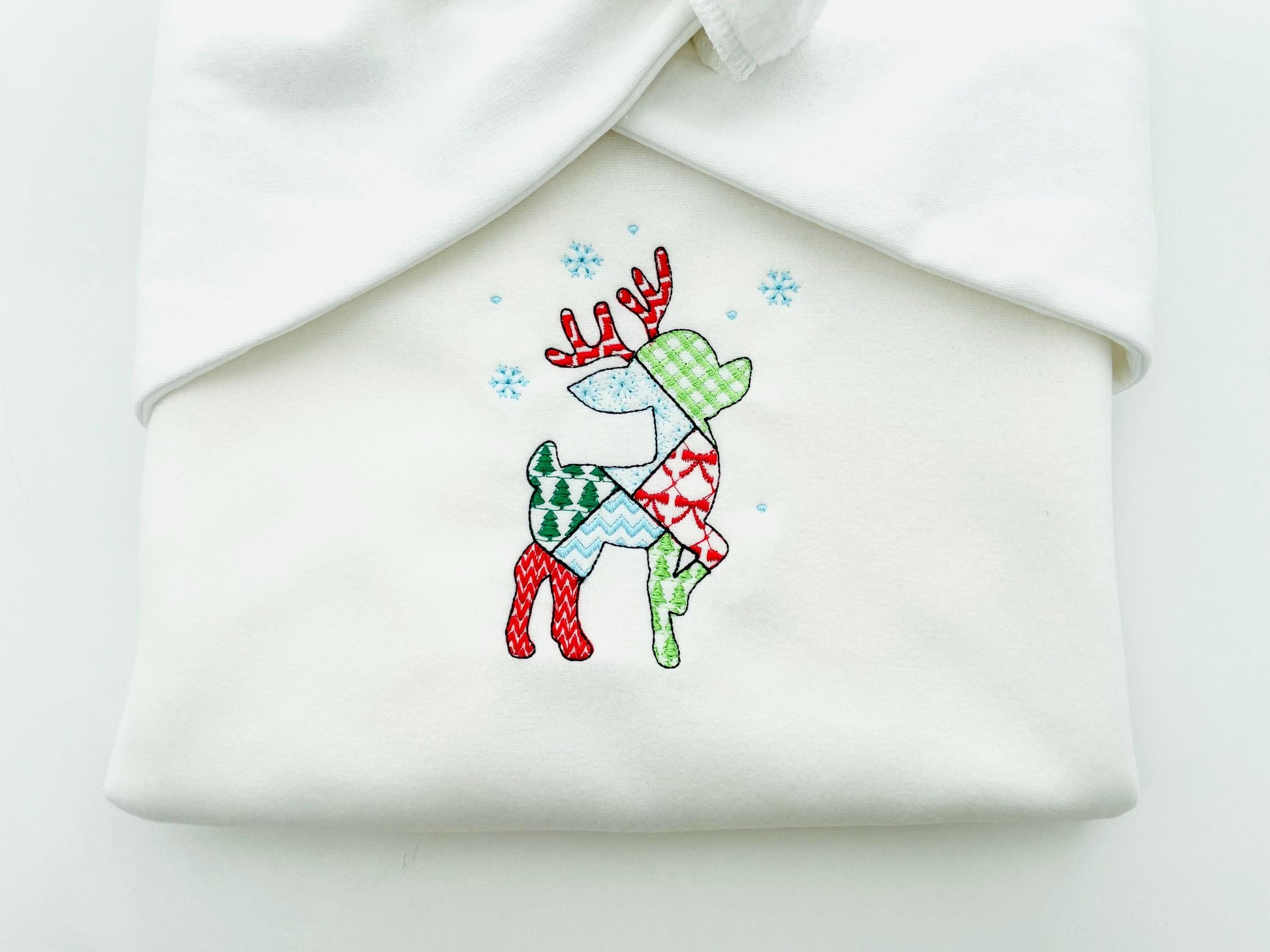 Patchwork Deer Noel Christmas theme cute Reindeer patterned silhouette outline kids baby machine embroidery designs