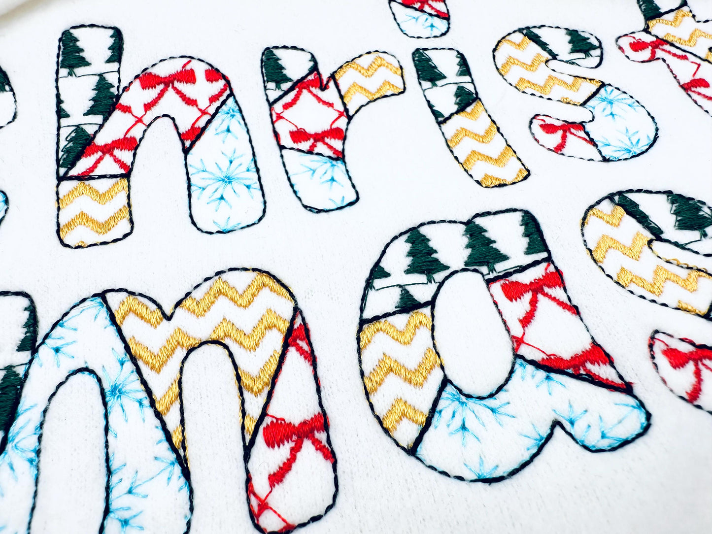 Christmas theme Patterned Font Patchwork alphabet Monogram rounded letters machine embroidery designs