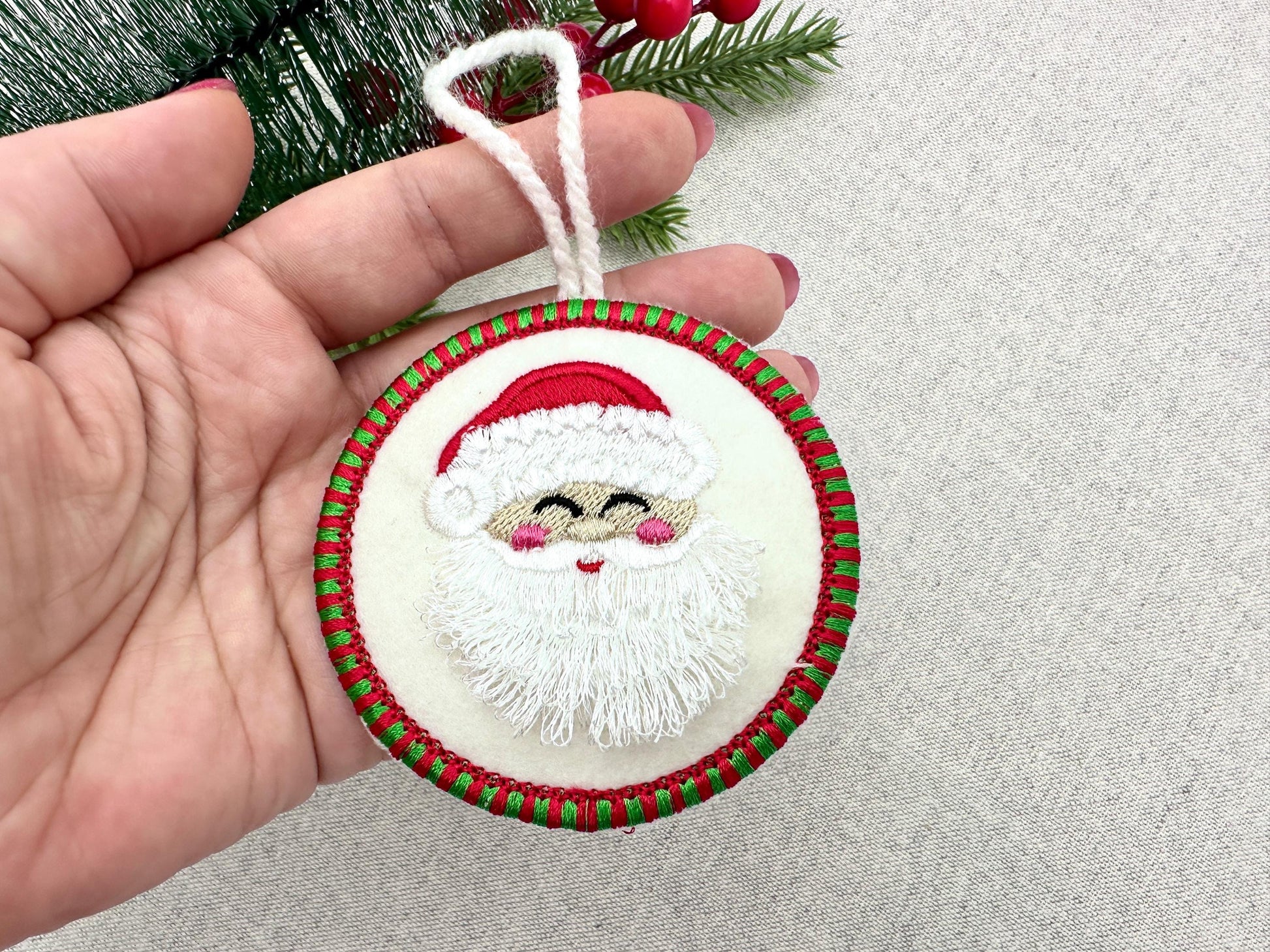 Candy satin edge with Green Red thread Fringed Santa Claus Circle Christmas ornaments decoration design
