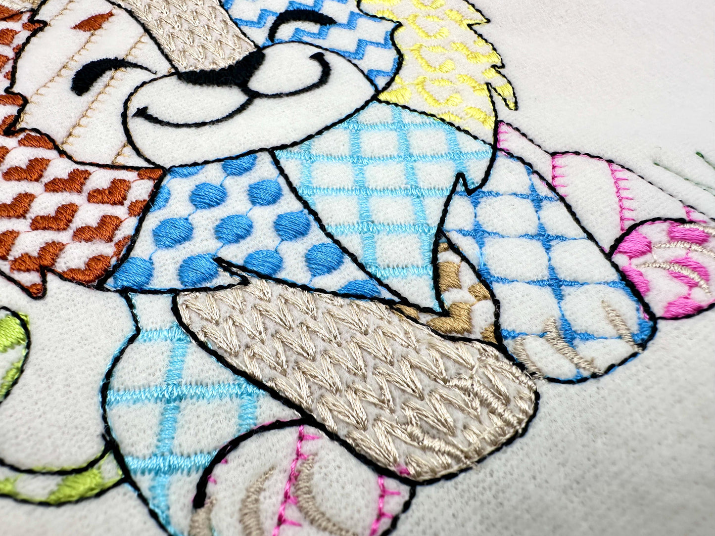 Cute little Patchwork Lion awesome patterned outline animal machine embroidery designs light stitch baby girls boys