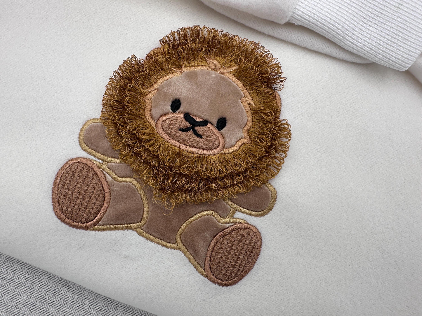 Fringed Fluffy Lion Applique