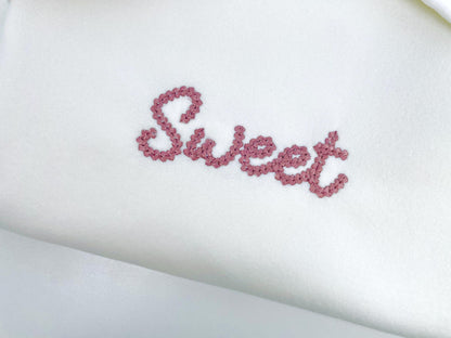 Extra Bold Chain Font Whirly