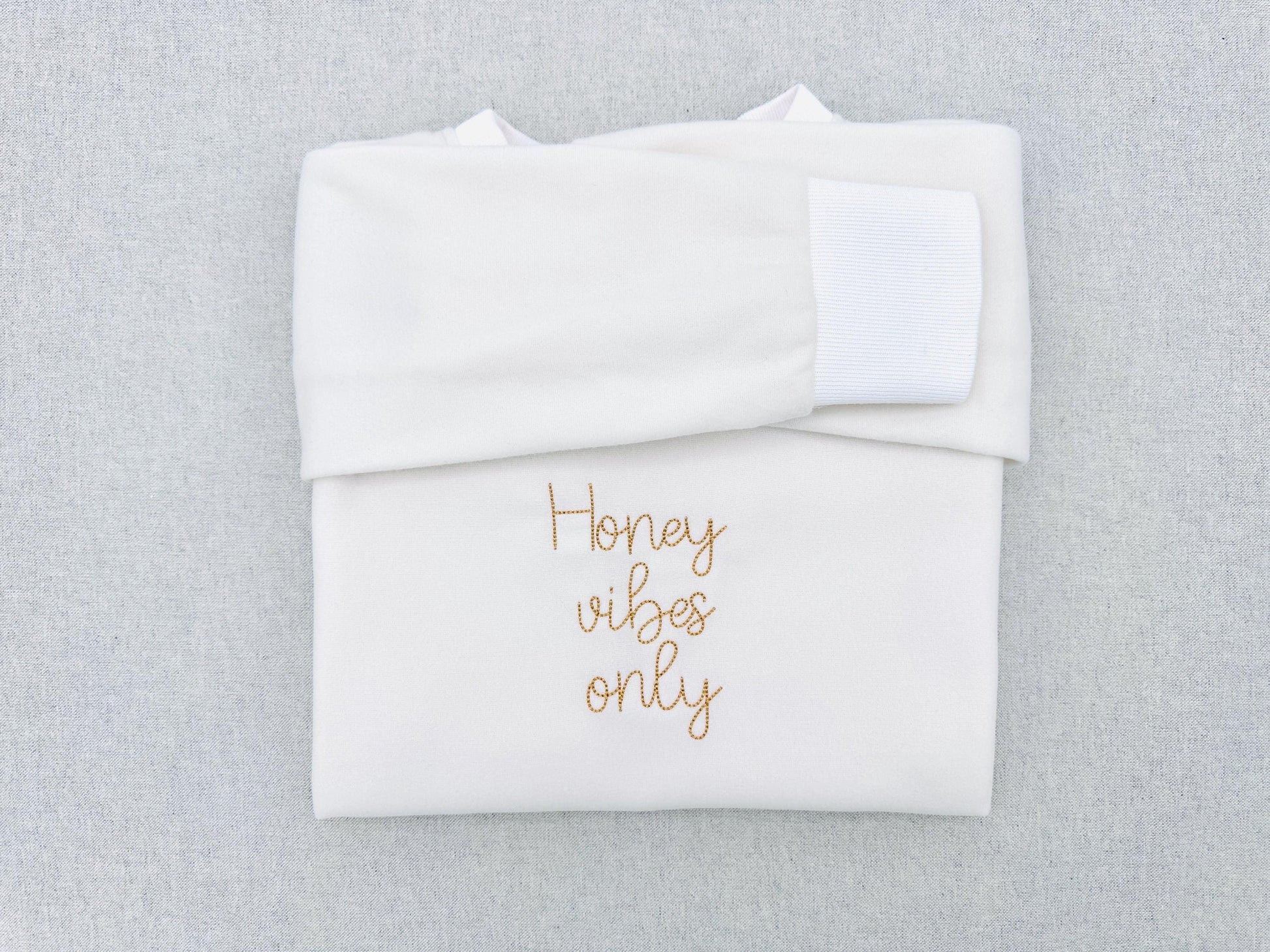 Handwritten script Font Honey Bean – Bx embroidery design instant download by Artapli