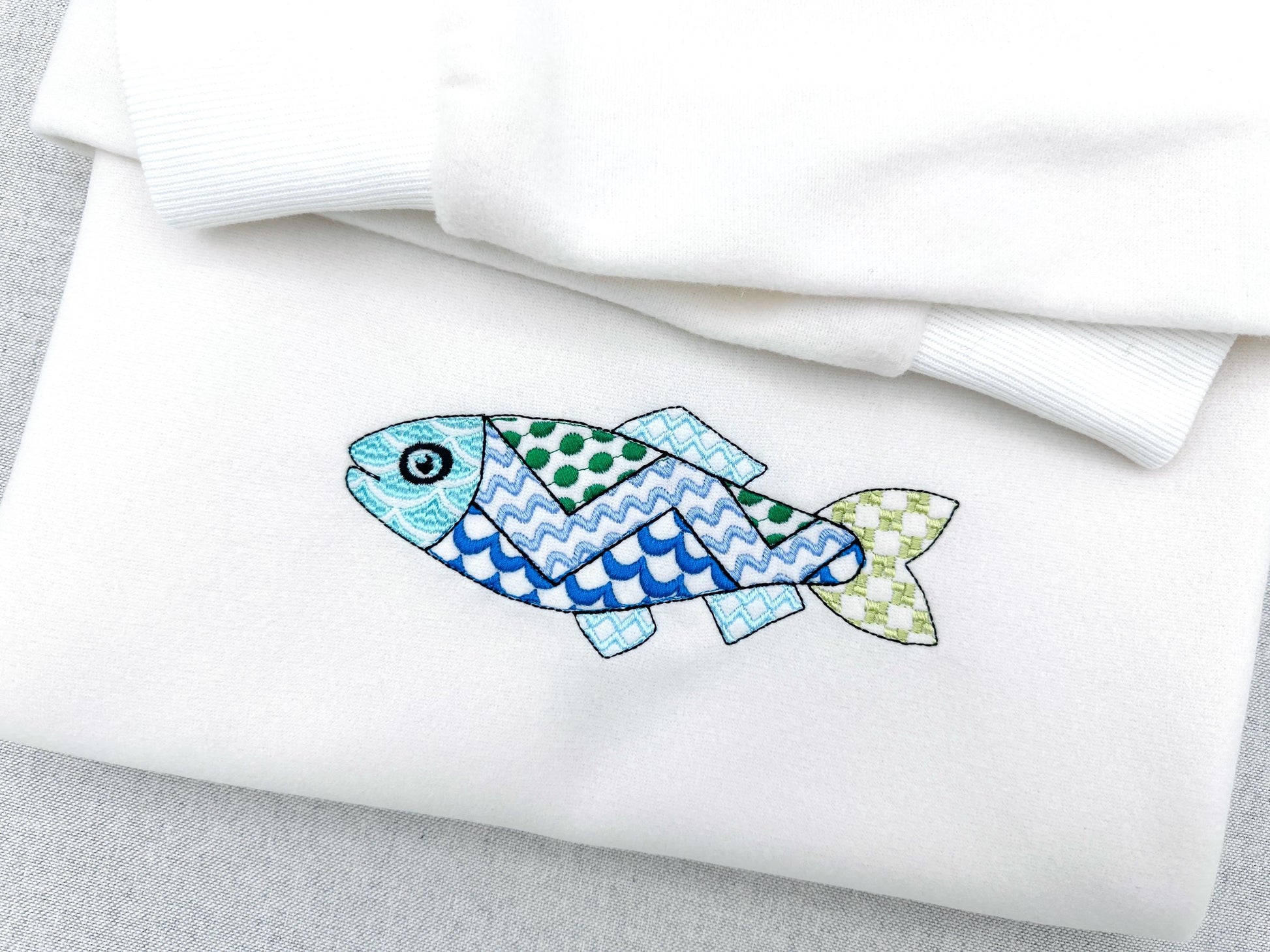 Patchwork Fish – Baby machine embroidery design by Artapli